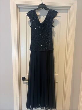 j kara beaded jacket dress Women's Plus Size 3/4 Sleeve Scallop Beaded gown Size 14p